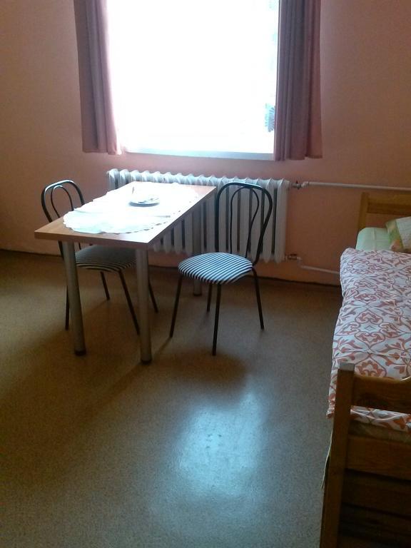Pod Zielonym Kogutem Hostel Duszniki Zdroj Room photo